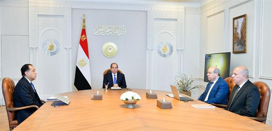 El-Sisi reviews plans to upgrade Egyptian airports amid regional conflict